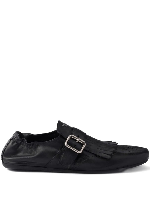 Prada buckle-strap fringe-detail leather loafers - F0002 Black - zdjęcie produktu nr 1