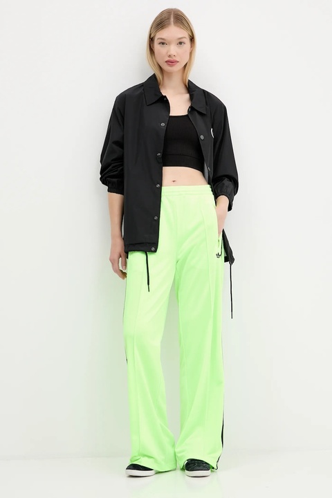adidas Originals spodnie dresowe Firebird damskie kolor zielony z aplikacją JW1228 - zdjęcie produktu nr 2