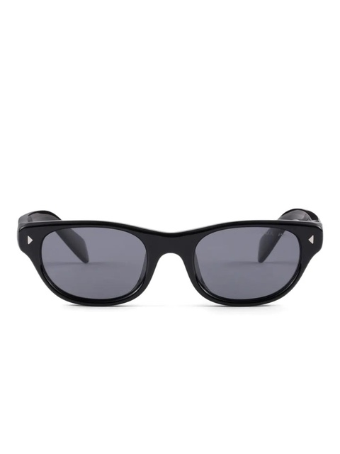 Prada Eyewear rivet-detail sunglasses - Black - zdjęcie produktu nr 1