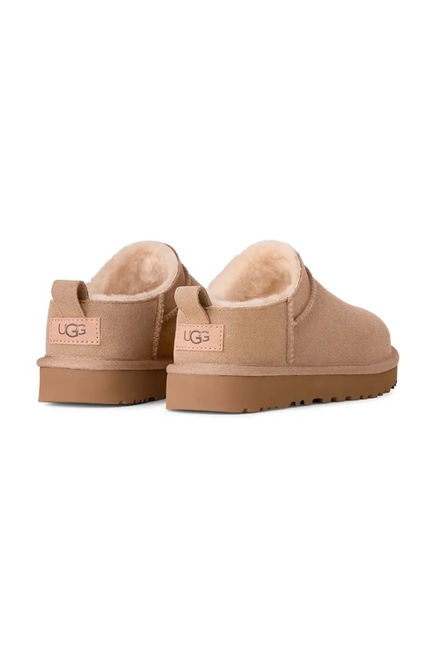 UGG kapcie zamszowe Classic Micro kolor beżowy 1173891.SAN - zdjęcie produktu nr 2