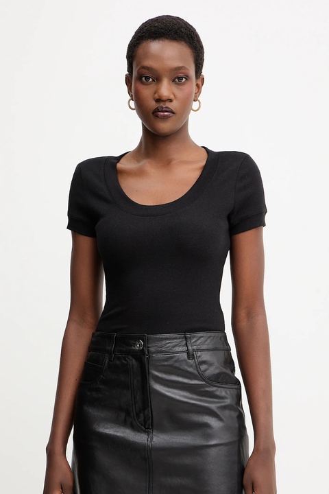 Guess t-shirt z domieszką jedwabiu TINA kolor czarny W5YP11 KCNH2 - zdjęcie produktu nr 1