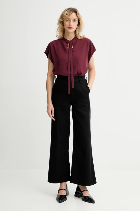 Calvin Klein jeansy damskie kolor czarny LV047D770G - zdjęcie produktu nr 1