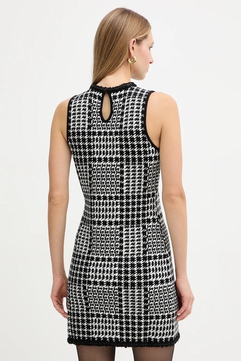 Twinset sukienka z dodatkiem wełny kolor biały mini dopasowana 252TT3042 - zdjęcie produktu nr 1