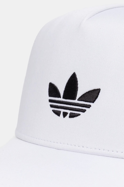 adidas Originals czapka z daszkiem CURVED TRUCKER kolor biały z aplikacją JC6039 - zdjęcie produktu nr 1