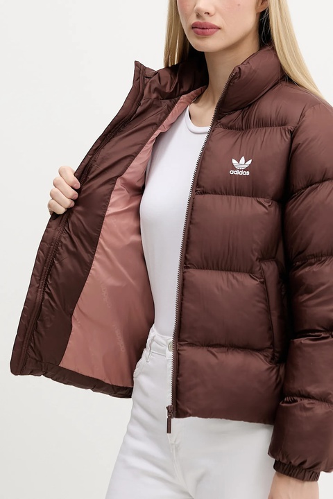 adidas Originals kurtka Short Puffer kolor brązowy zimowa JX2948 - zdjęcie produktu nr 2
