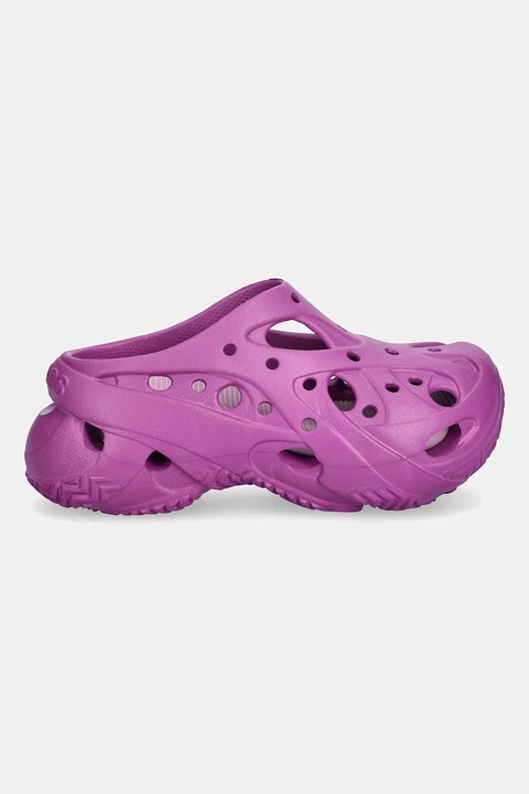 Crocs klapki Caged W Clog damskie kolor fioletowy na platformie 211141 - zdjęcie produktu nr 2