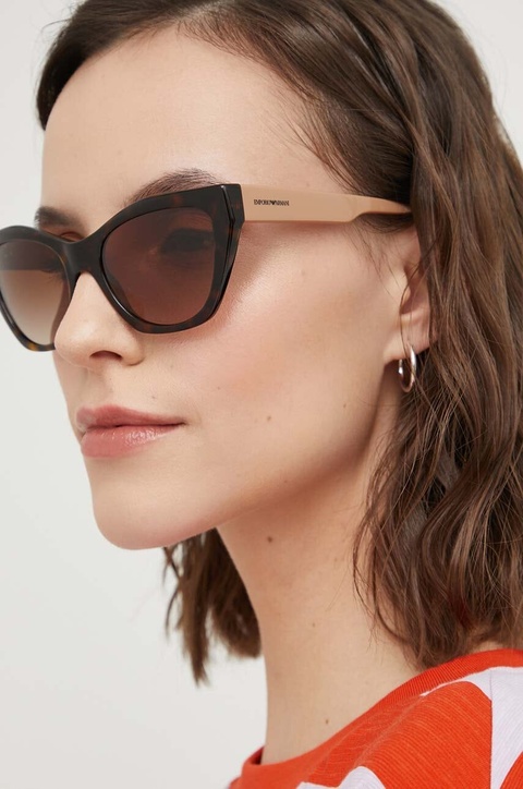 Emporio Armani okulary przeciwsłoneczne damskie kolor brązowy - zdjęcie produktu nr 2