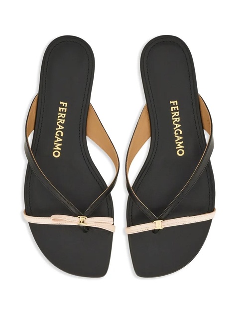 Ferragamo bow-detail flip flops - Black - zdjęcie produktu nr 1