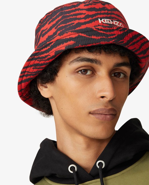 KENZO - Czerwony kapelusz w zebrę - zdjęcie produktu nr 1