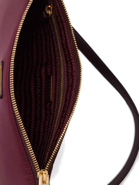 Prada small triangle-logo shoulder bag - Red - zdjęcie produktu nr 2
