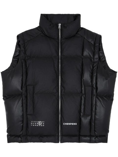 MM6 Maison Margiela x Chen Peng numbers-logo padded gilet - Black - zdjęcie produktu nr 1