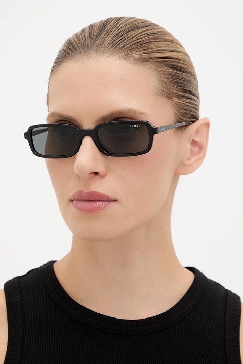 VOGUE okulary przeciwsłoneczne damskie kolor czarny 0VO5666S - zdjęcie produktu nr 1