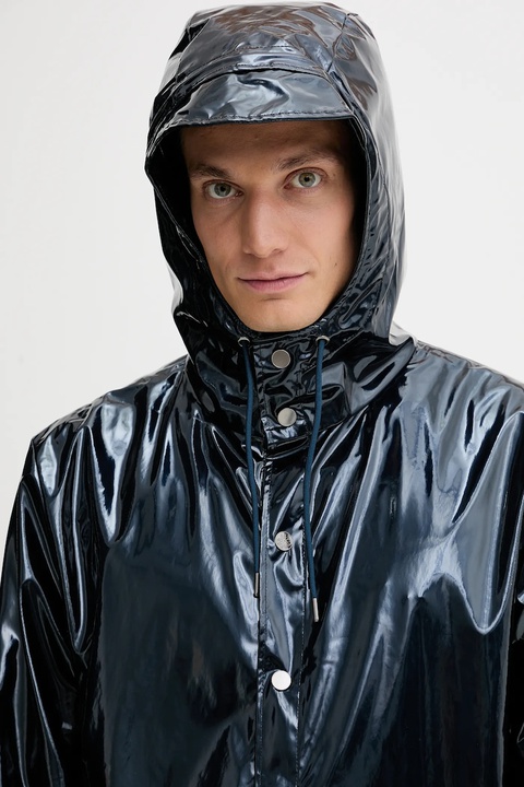Rains kurtka 12010 Jacket kolor granatowy przejściowa 12010 - zdjęcie produktu nr 2