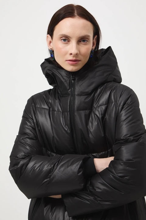 Medicine płaszcz puchowy kolor czarny - zdjęcie produktu nr 2