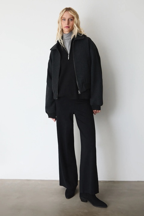 Medicine spodnie damskie kolor czarny szerokie medium waist - zdjęcie produktu nr 1