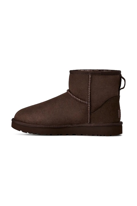 UGG śniegowce zamszowe Classic Mini II kolor brązowy 1016222.DDC - zdjęcie produktu nr 1