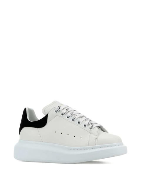 Alexander McQueen Oversized leather suede-heel sneakers - White - zdjęcie produktu nr 2