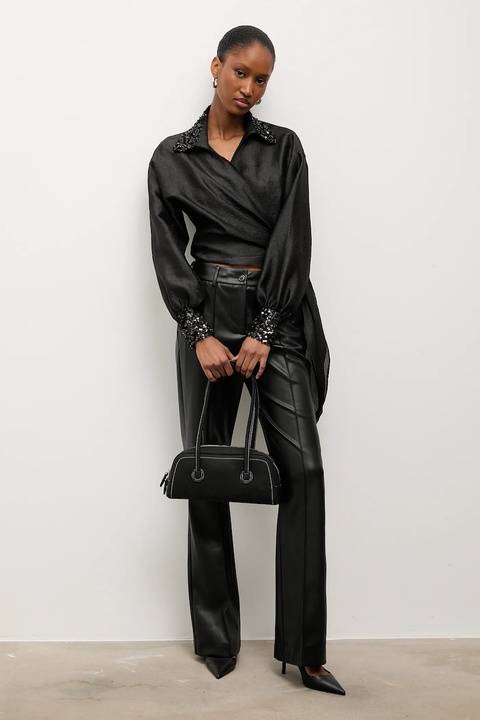 Answear.LAB bluzka damska kolor czarny z aplikacją - zdjęcie produktu nr 2