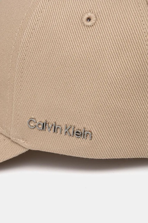 Calvin Klein czapka z daszkiem bawełniana kolor beżowy gładka K60K612910 - zdjęcie produktu nr 1