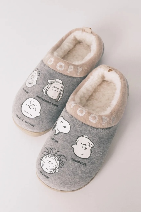 women'secret kapcie MULTILICENSE URBAN kolor szary 4992525 - zdjęcie produktu nr 1