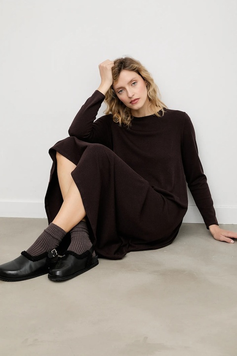 Answear.LAB sukienka kolor brązowy mini rozkloszowana - zdjęcie produktu nr 1