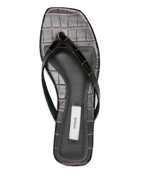 TOTEME crocodile-embossed flip flops - Brown - zdjęcie produktu nr 2