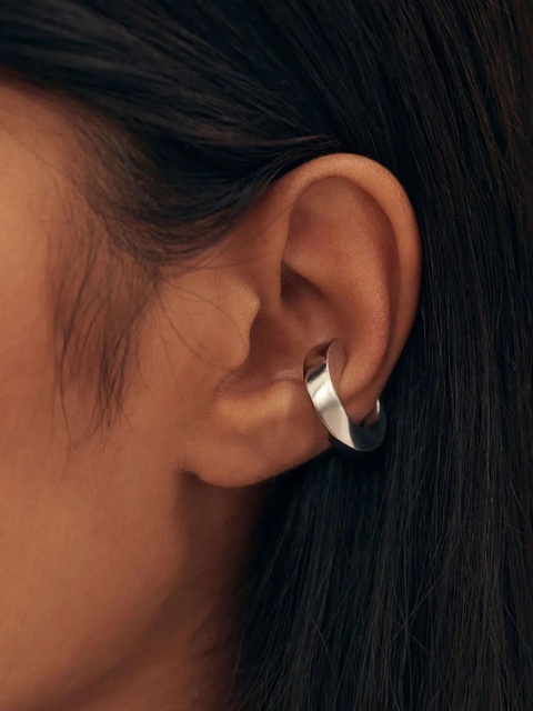 Jacquemus curved ear cuff - Silver - zdjęcie produktu nr 2
