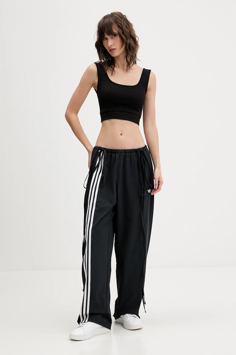adidas Originals spodnie dresowe Ribbon damskie kolor czarny z aplikacją JV9727 - zdjęcie produktu nr 2