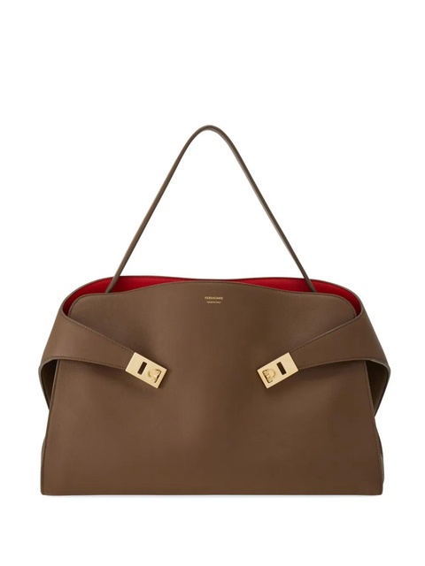 Ferragamo medium Hug shoulder bag - Brown - zdjęcie produktu nr 1