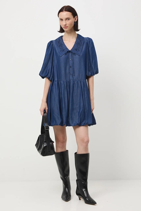 Medicine sukienka jeansowa kolor granatowy mini oversize - zdjęcie produktu nr 1