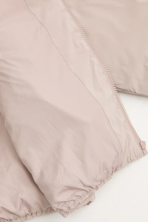 Guess kurtka kolor beżowy zimowa V5BL11 WGYC2 - zdjęcie produktu nr 1