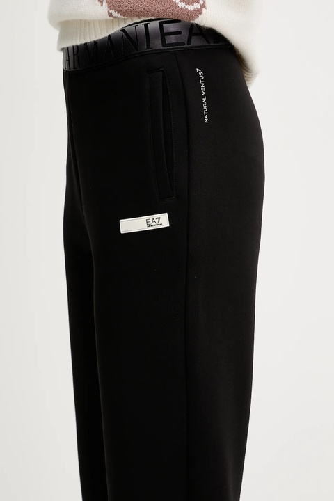 EA7 Emporio Armani spodnie dresowe kolor czarny z aplikacją AF13151.7W000678 - zdjęcie produktu nr 2