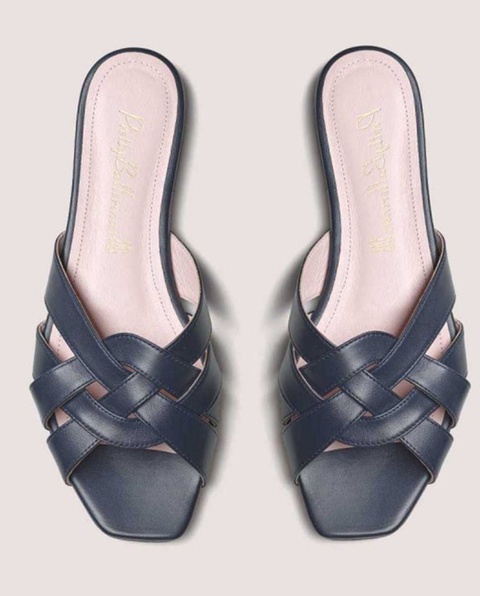 PRETTY BALLERINAS - Czarne klapki plecione - zdjęcie produktu nr 1