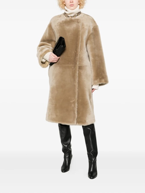 TOTEME collarless shearling coat - Neutrals - zdjęcie produktu nr 2