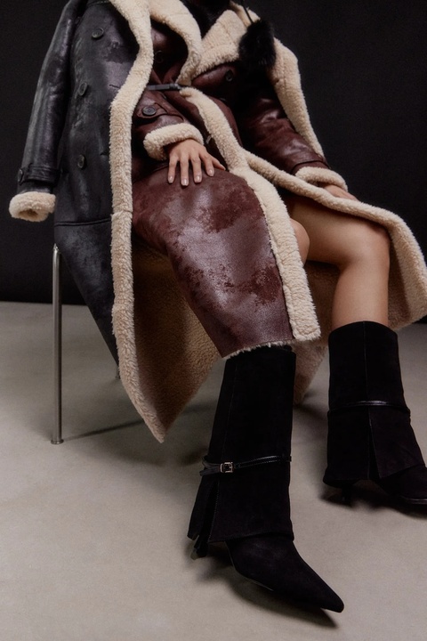 Answear.LAB botki zamszowe kolor czarny na szpilce - zdjęcie produktu nr 1