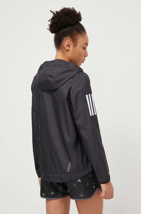 adidas Performance kurtka do biegania Own The Run kolor czarny przejściowa IN1576 - zdjęcie produktu nr 2