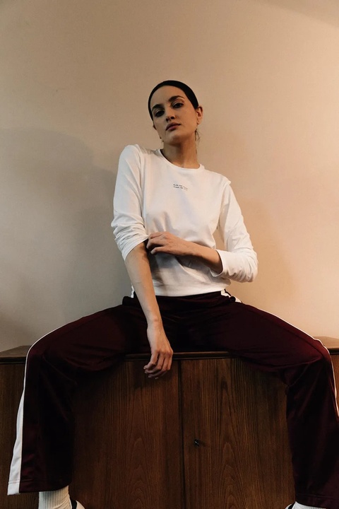 MUUV. longsleeve NEVER FOR MONEY ALWAYS FOR LOVE damski kolor biały - zdjęcie produktu nr 2