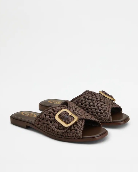 TOD'S - Brązowe klapki ze skóry Raffia - zdjęcie produktu nr 2