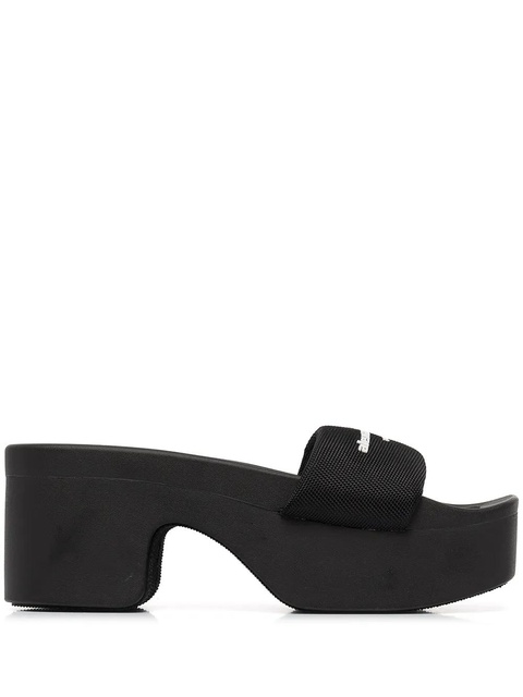 Alexander Wang logo-print strap slides - Black - zdjęcie produktu nr 1