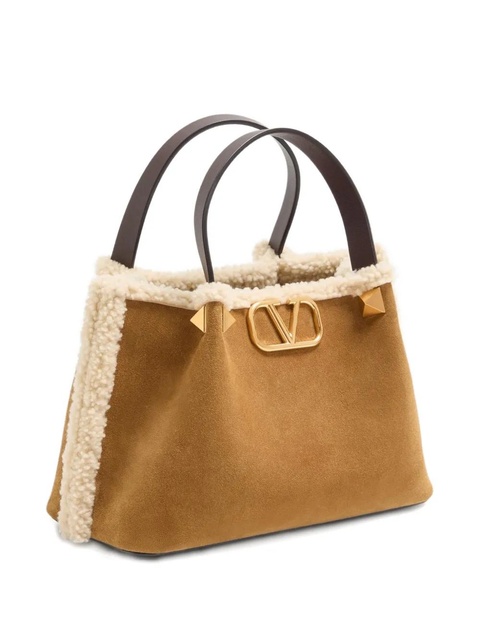 Valentino Garavani small VLogo Signature suede tote bag - Neutrals - zdjęcie produktu nr 1