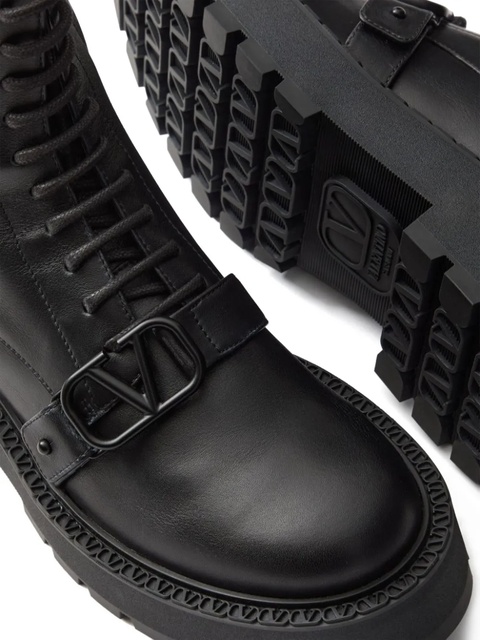 Valentino Garavani 45mm VLogo Signature combat boots - Black - zdjęcie produktu nr 2