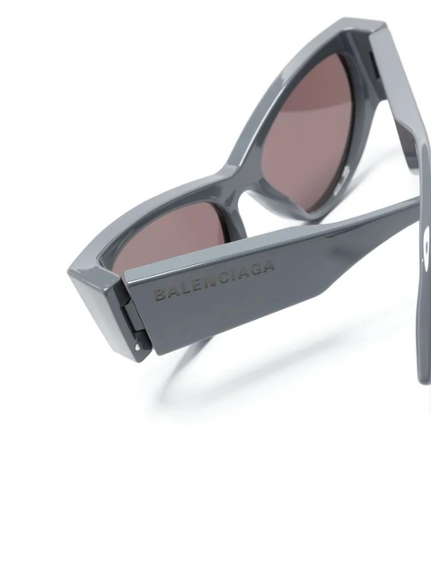 Balenciaga Eyewear Monaco cat-eye-frame sunglasses - Grey - zdjęcie produktu nr 2