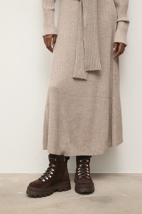 Answear.LAB workery zamszowe kolor brązowy na platformie - zdjęcie produktu nr 1