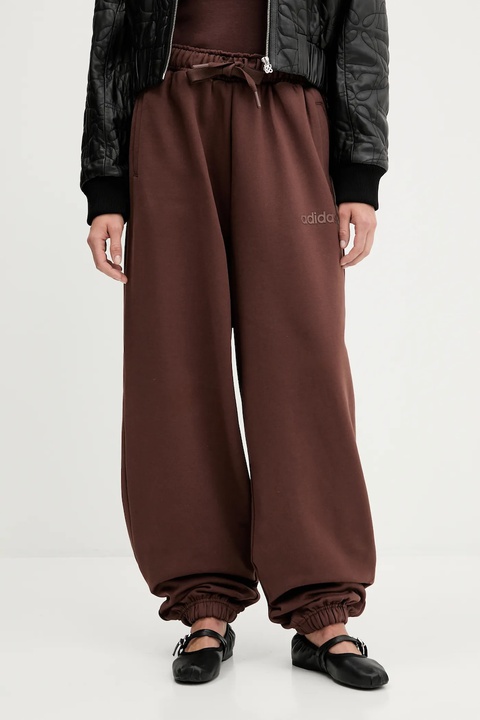 adidas Originals spodnie dresowe Essentials damskie kolor brązowy gładkie JW0986 - zdjęcie produktu nr 1