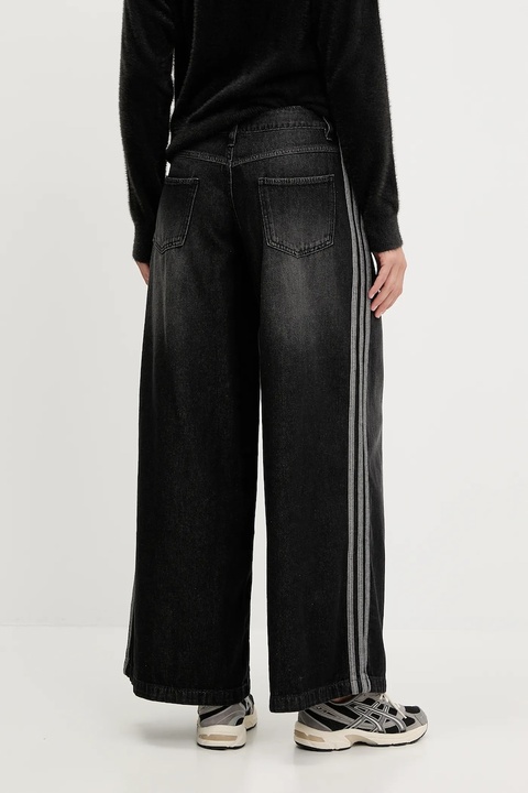 adidas Originals jeansy Denim Wide Pant damskie kolor czarny JV7453 - zdjęcie produktu nr 1