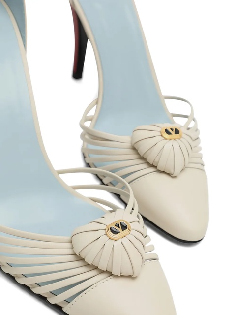 Valentino Garavani 10mm heart-plaque leather pumps - Neutrals - zdjęcie produktu nr 2