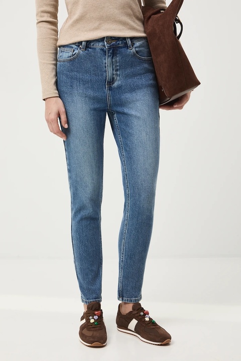 Medicine jeansy damskie kolor niebieski - zdjęcie produktu nr 2