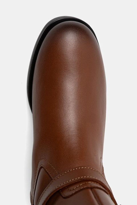 Tommy Hilfiger kozaki skórzane TH BUCKLE RIDING LTHR LONG BOOT damskie kolor brązowy na płaskim obcasie FW0FW08873 - zdjęcie produktu nr 1
