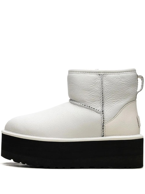 UGG Classic Mini Platform leather boots - White - zdjęcie produktu nr 1