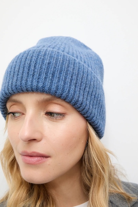 Answear.LAB czapka wełniana kolor fioletowy - zdjęcie produktu nr 1